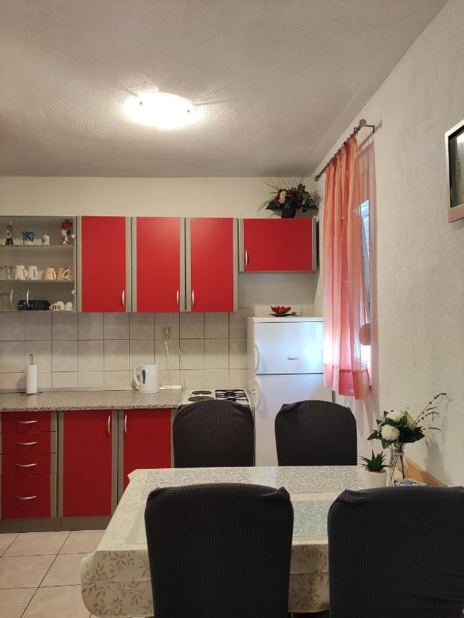 רוגוזניצה Apartmani Mara Rogoznica מראה חיצוני תמונה