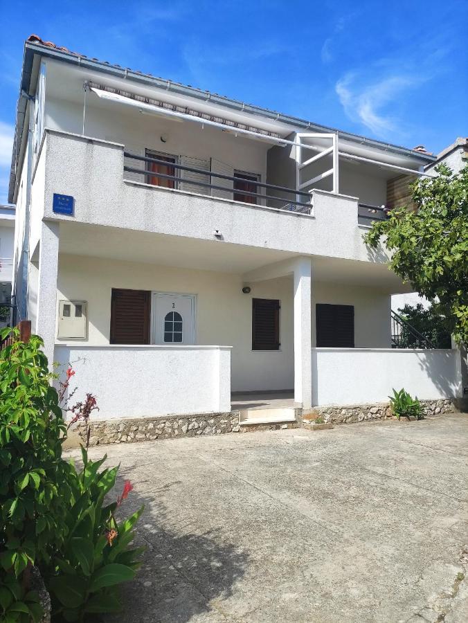 רוגוזניצה Apartmani Mara Rogoznica מראה חיצוני תמונה
