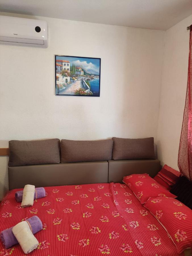 רוגוזניצה Apartmani Mara Rogoznica מראה חיצוני תמונה